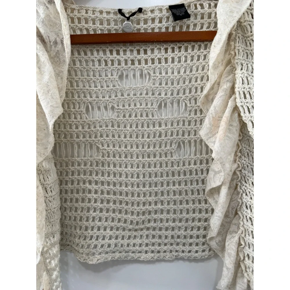 BKE Boutique Cream Crochet Open Knit Ruffle Cardigan Bolero Boho Womens Small